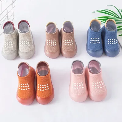 Chaussons souples pour bébé en maille, à enfiler – image 2