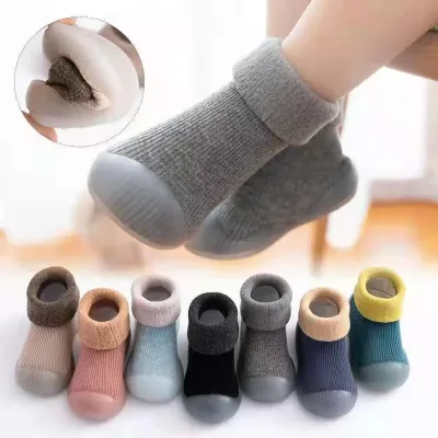 Chaussures d'hiver bébé à enfiler, semelle caoutchouc